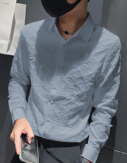 Men Regular Fit Solid Spread Collar Casual Shirt